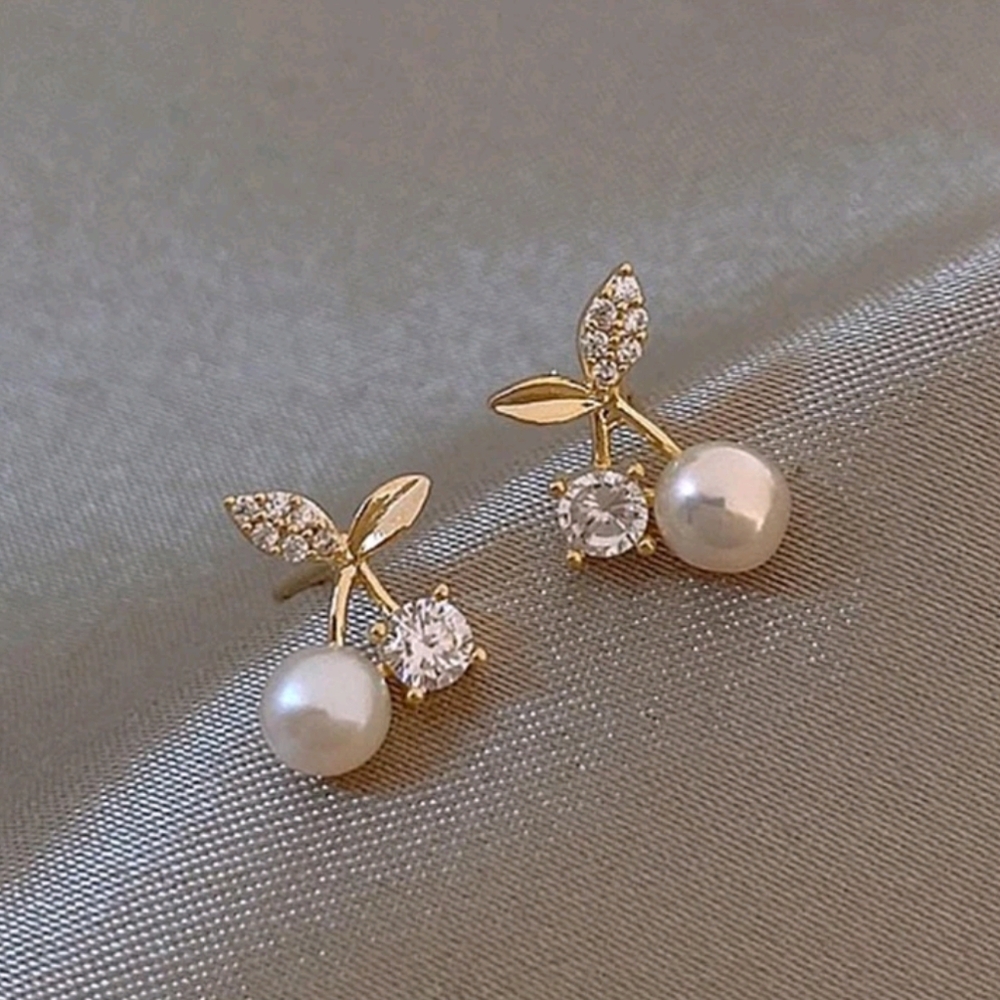 Rhinestone Pearl Cherry Design Stud Earrings